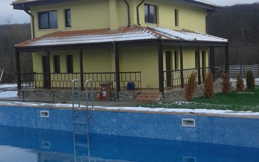 Vând Pensiune si domeniu Turistic & Agricol de excepție! Iasi
