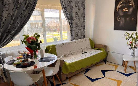 2 camere Pacurari-Canta de vanzare Cartier nou.