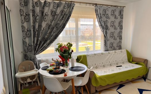 2 camere Pacurari-Canta de vanzare Cartier nou.